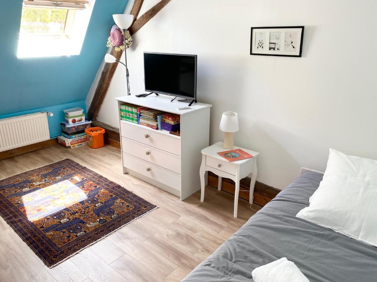 La Maison Des Remparts - Gite 3 Etoiles Pour 8 Pers A Loches Exteriér fotografie